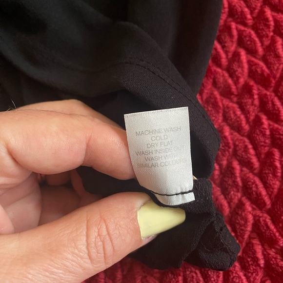 Charming Charlie Asymmetric One Sleeve Fancy Top Women’s Size S, black - Picture 7 of 12